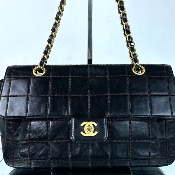 CHANEL Handbags - CHANEL CC Single Flap Chocolate Bar Logo Lambskin Chain Bag